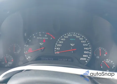 2002 Chevrolet Corvette z USA, uszkodzony, nr VIN 1G1YY32G725105771